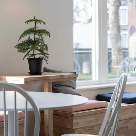 Light Hotel Rotterdam